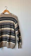 Load image into Gallery viewer, Crew Neck Sweater