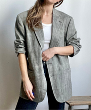 Load image into Gallery viewer, Vintage GANT blazer