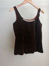 Load image into Gallery viewer, 1940's brown suede top