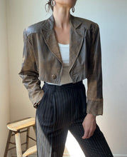 Load image into Gallery viewer, Cropped leather jacket