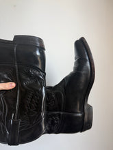 Load image into Gallery viewer, Black cowboy boots