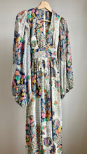 Load image into Gallery viewer, Printed Bell Sleeve Dress