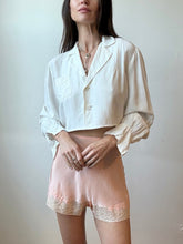 Load image into Gallery viewer, 1940s dress reworked top