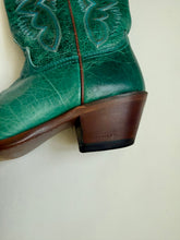 Load image into Gallery viewer, Vintage Justin Cowboy Boots
