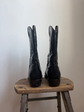 Load image into Gallery viewer, Black cowboy boots