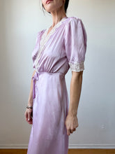 Load image into Gallery viewer, 1940s lavender wrap dress