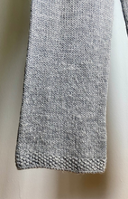 Load image into Gallery viewer, Hand knit pants: grey