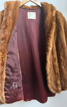 Load image into Gallery viewer, 1940's Mink Fur Coat cape