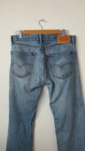 Load image into Gallery viewer, Vintage Levi's