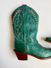 Load image into Gallery viewer, Vintage Justin Cowboy Boots