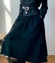 Load image into Gallery viewer, 1970s Calvin Klein skirt