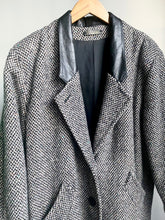 Load image into Gallery viewer, Donnybrook Coat