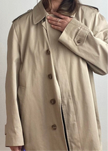 Load image into Gallery viewer, Vintage London Fog Trench