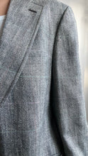 Load image into Gallery viewer, Vintage GANT blazer