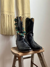 Load image into Gallery viewer, Black cowboy boots
