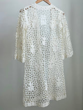 Load image into Gallery viewer, 1960’s white coat