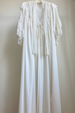 Load image into Gallery viewer, Vintage Slip & Robe Set