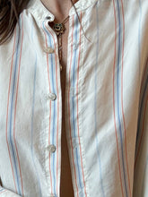 Load image into Gallery viewer, Silk button up