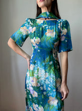 Load image into Gallery viewer, Hawaiian Floral sleeved dress