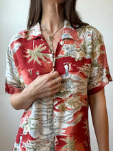 Load image into Gallery viewer, Bill Blass Hawaiian T shirt