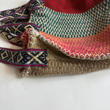 Load image into Gallery viewer, Large Peruvian Bag 4