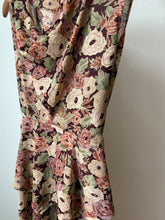 Load image into Gallery viewer, Floral Peplum Dress