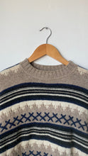 Load image into Gallery viewer, Crew Neck Sweater