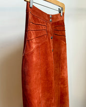 Load image into Gallery viewer, 1970's terracotta suede Skirt