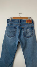 Load image into Gallery viewer, Vintage Levi's