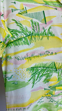 Load image into Gallery viewer, 1960's Beach print Button up