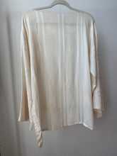 Load image into Gallery viewer, Silk bell sleeve printed blouse