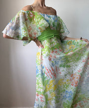 Load image into Gallery viewer, Floral maxi dress
