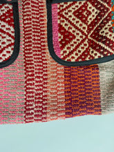 Load image into Gallery viewer, Medium size Peruvian Bag 5

