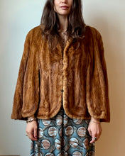 Load image into Gallery viewer, 1940's Mink Fur Coat cape

