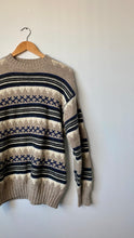 Load image into Gallery viewer, Crew Neck Sweater
