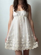 Load image into Gallery viewer, Saks Fifth Avenue baby doll dress
