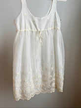 Load image into Gallery viewer, Saks Fifth Avenue baby doll dress
