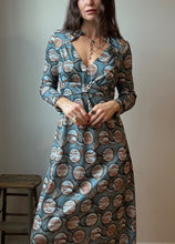 Load image into Gallery viewer, 1960's LS dress
