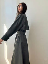 Load image into Gallery viewer, Grey trench coat
