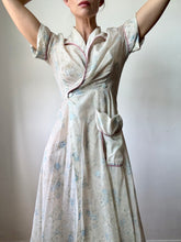 Load image into Gallery viewer, Vintage Floral dress with pink trim
