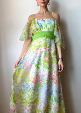 Load image into Gallery viewer, Floral maxi dress

