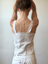 Load image into Gallery viewer, Crochet top with floral buttons
