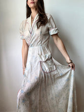 Load image into Gallery viewer, Vintage Floral dress with pink trim
