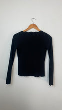 Load image into Gallery viewer, Scalloped Sweater
