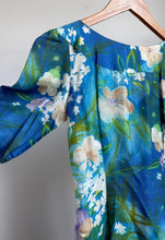 Load image into Gallery viewer, Hawaiian Floral sleeved dress
