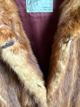Load image into Gallery viewer, 1940's Mink Fur Coat cape
