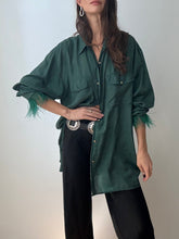Load image into Gallery viewer, Feather Button up
