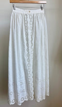 Load image into Gallery viewer, White eyelet skirt
