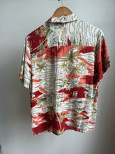 Load image into Gallery viewer, Bill Blass Hawaiian T shirt

