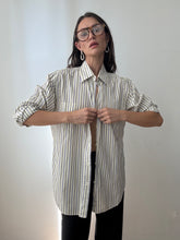 Load image into Gallery viewer, Striped button down
